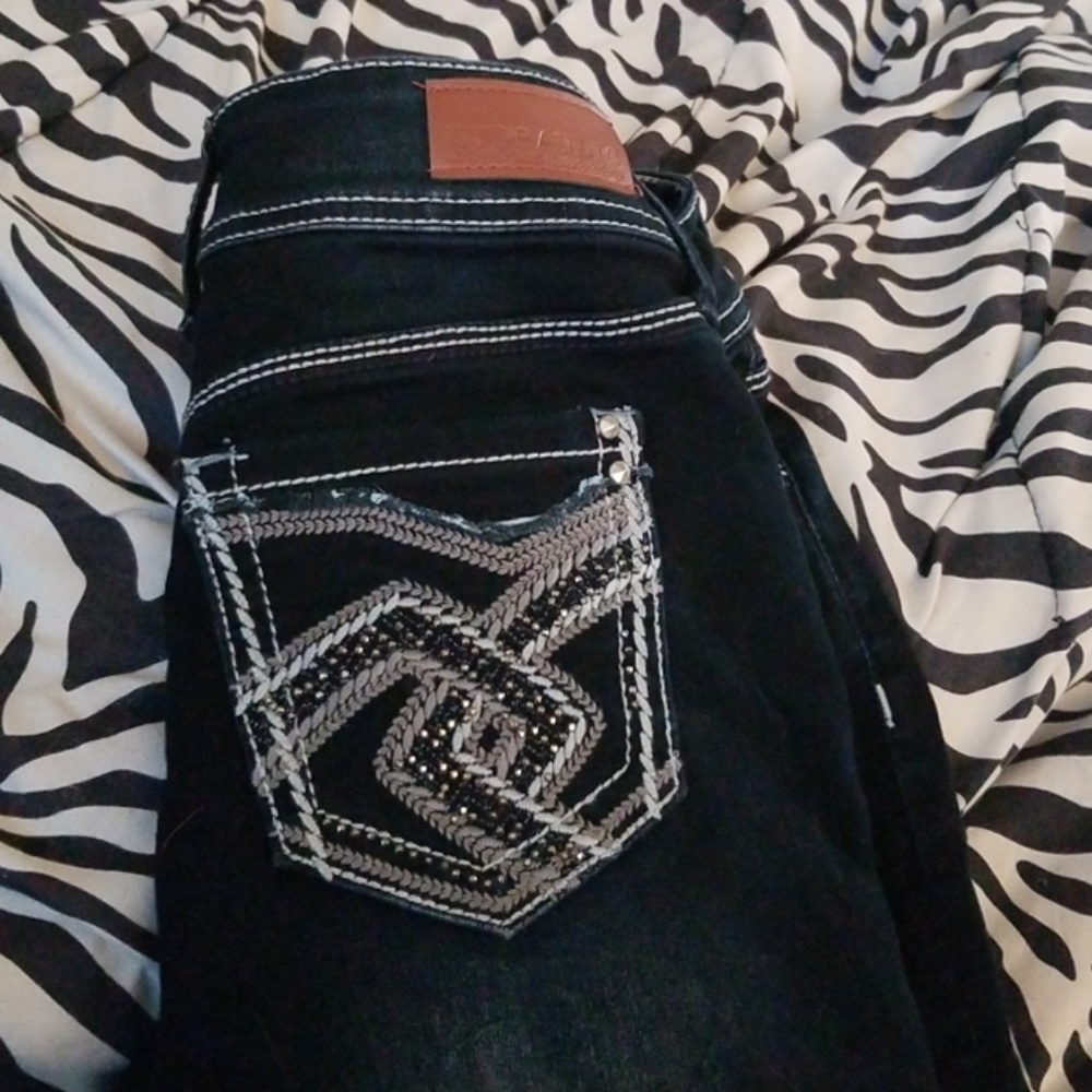 Shorts - Picture 2 of 2